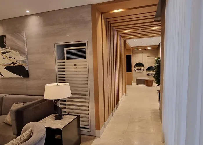 Premier Luxury Near Sm Mall Of Arena & Dfa With Free Parking *