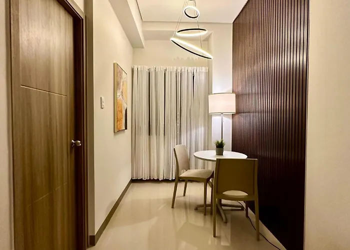 Premier Luxury Near Sm Mall Of Arena & Dfa With Free Parking Manila